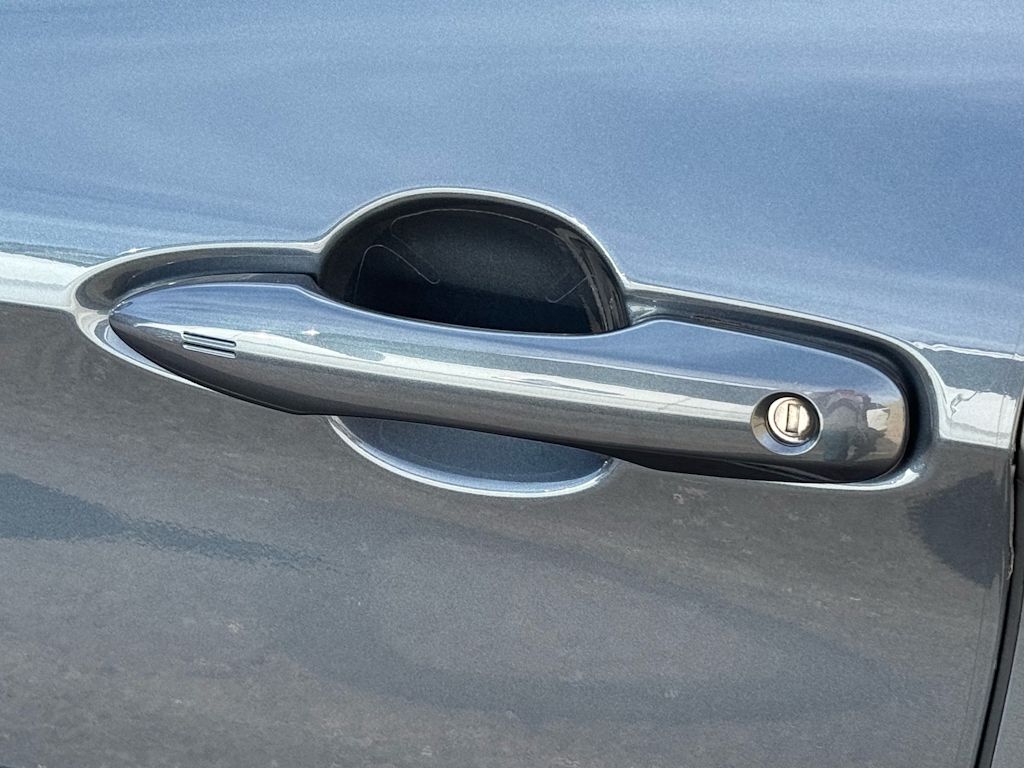 Thumbnail: 2019 Toyota Avalon - 11