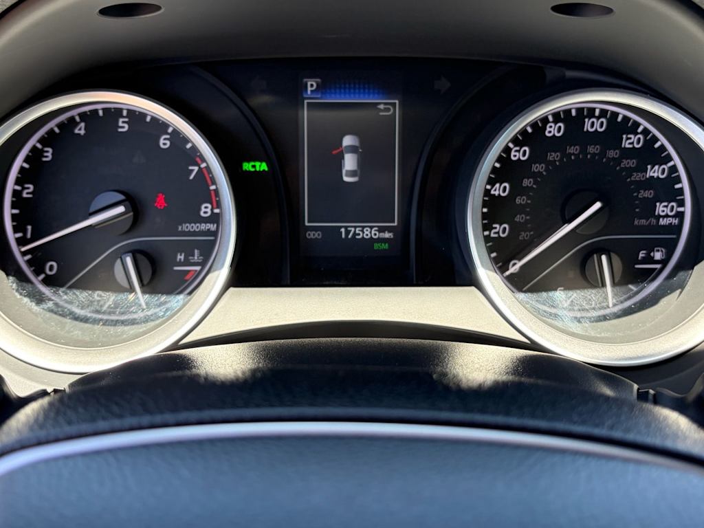 Thumbnail: 2024 Toyota Camry - 14