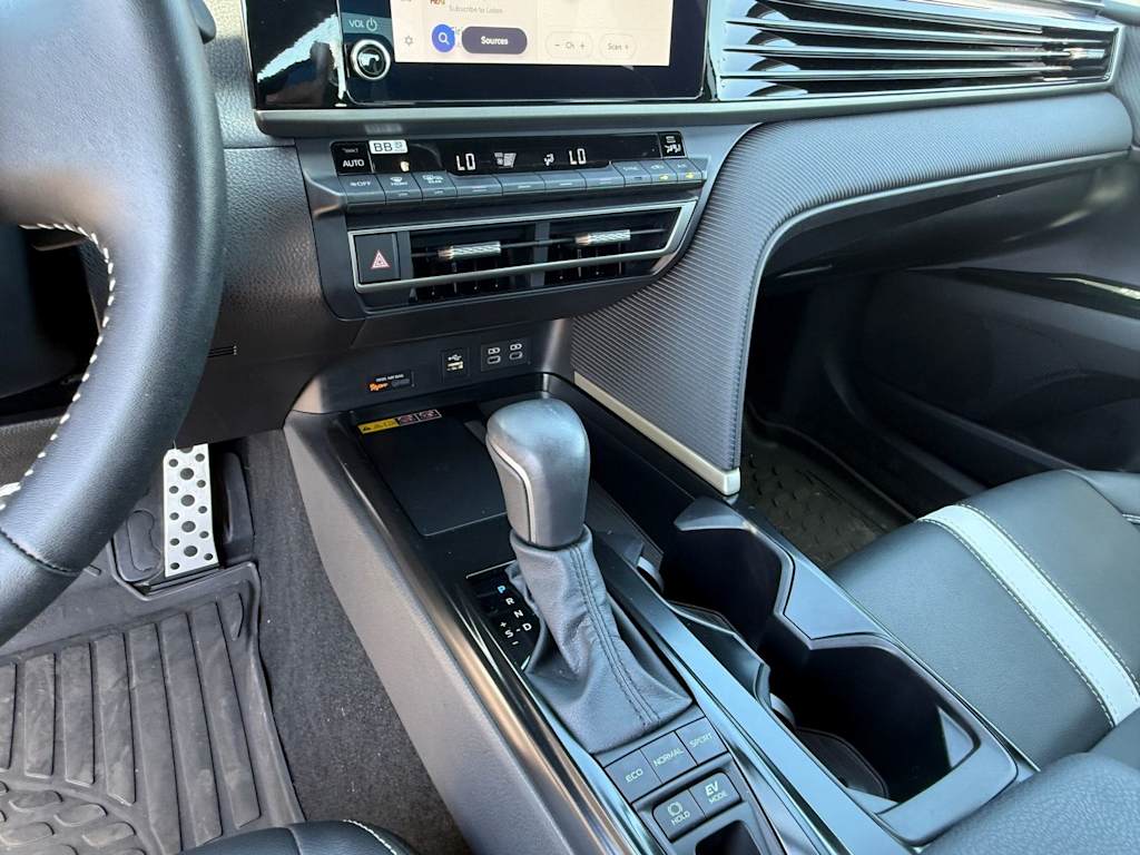 Thumbnail: 2026 Toyota Camry - 11
