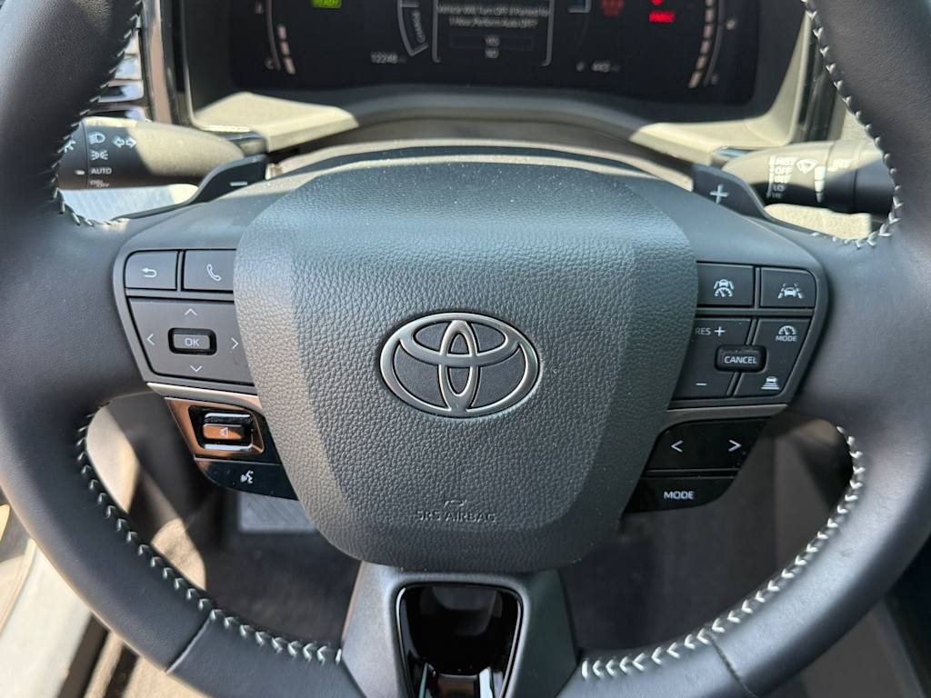 Thumbnail: 2025 Toyota Camry - 24