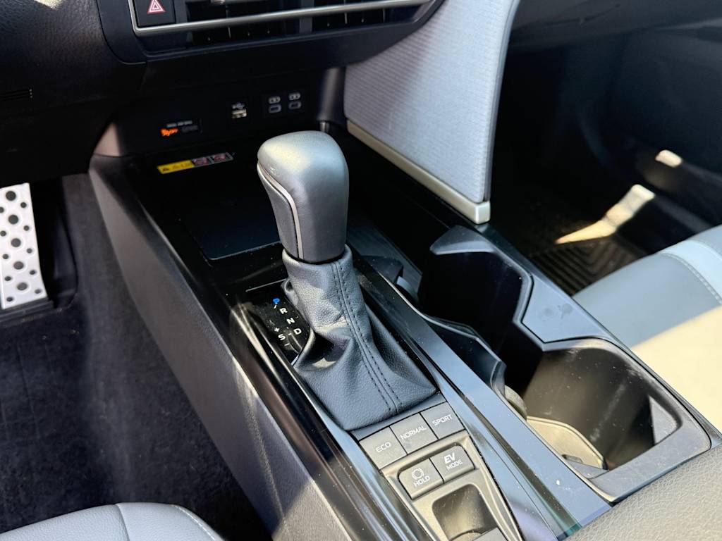 Thumbnail: 2025 Toyota Camry - 11