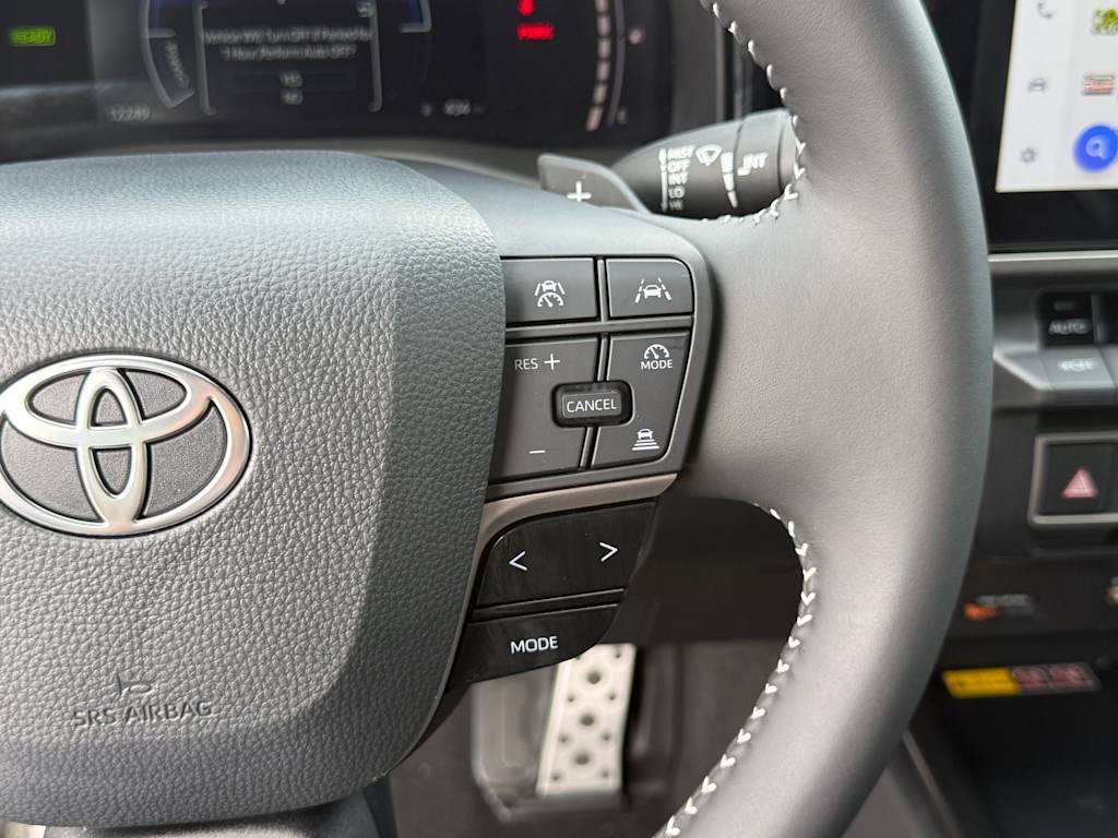 Thumbnail: 2025 Toyota Camry - 24