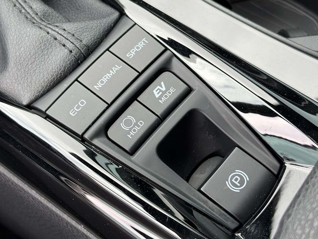 Thumbnail: 2025 Toyota Camry - 12