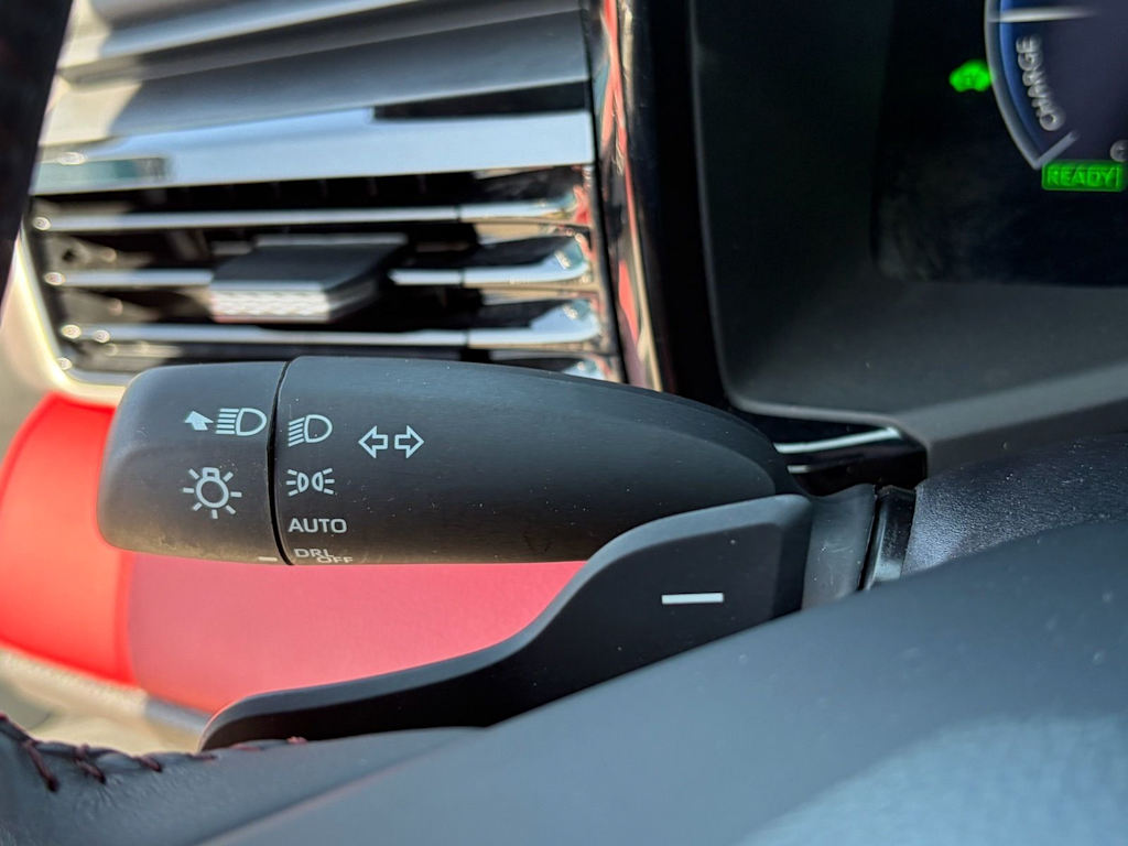 Thumbnail: 2025 Toyota Camry - 18