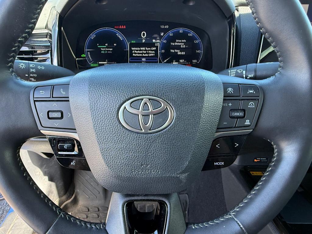 Thumbnail: 2025 Toyota Camry - 18