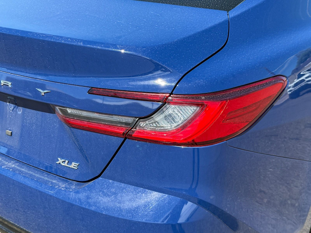 Thumbnail: 2025 Toyota Camry - 12