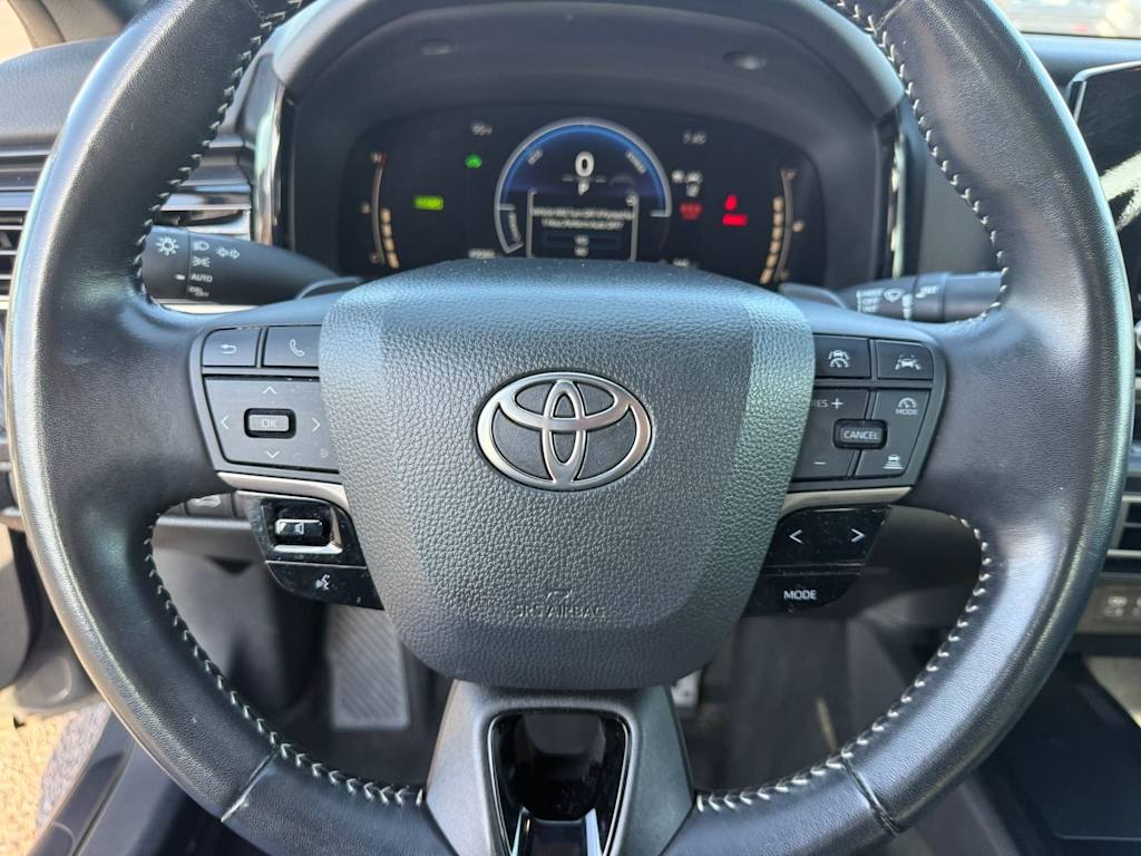 Thumbnail: 2025 Toyota Camry - 21