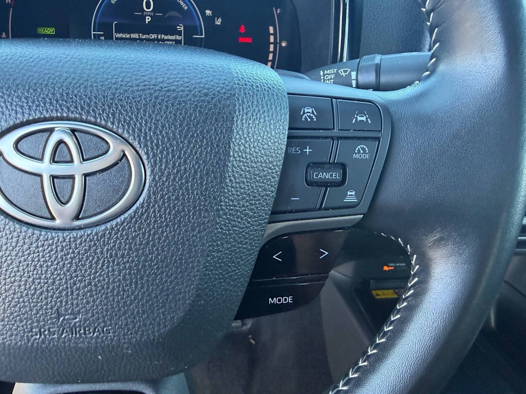 Thumbnail: 2025 Toyota Camry - 19