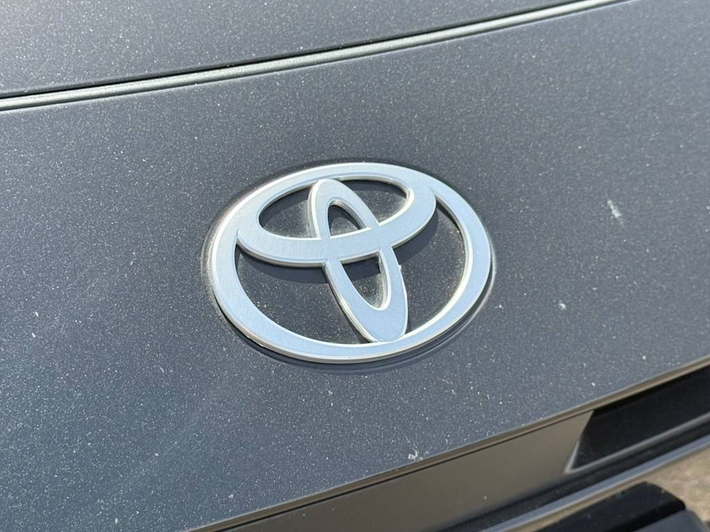 Thumbnail: 2025 Toyota Camry - 7
