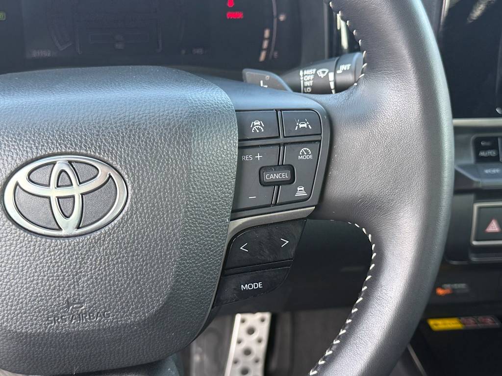 Thumbnail: 2025 Toyota Camry - 23