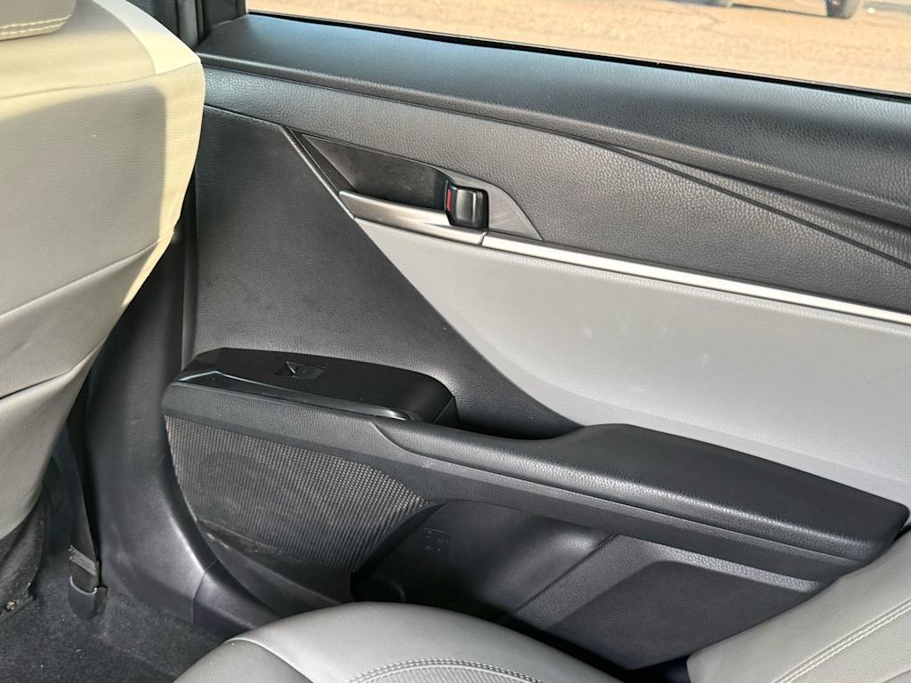 Thumbnail: 2025 Toyota Camry - 19