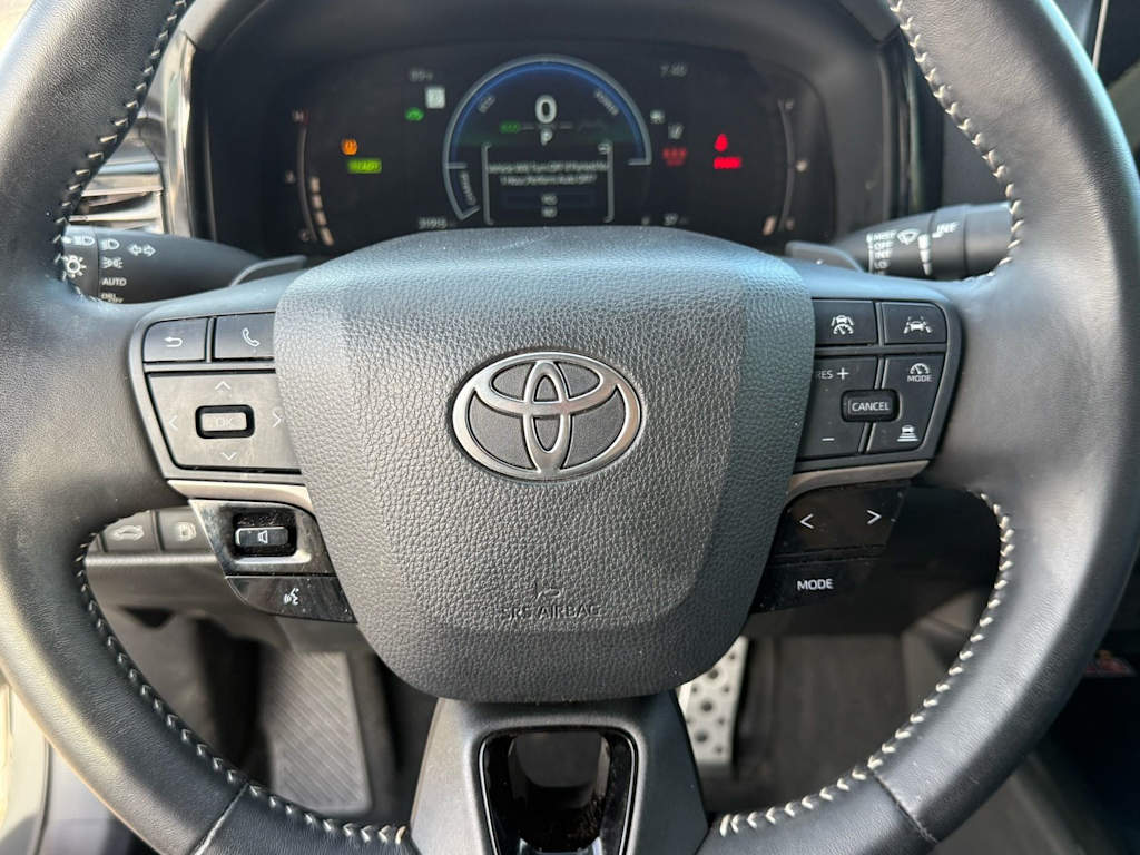 Thumbnail: 2025 Toyota Camry - 21