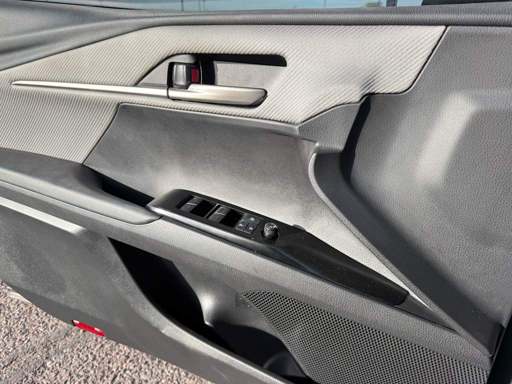Thumbnail: 2025 Toyota Camry - 20