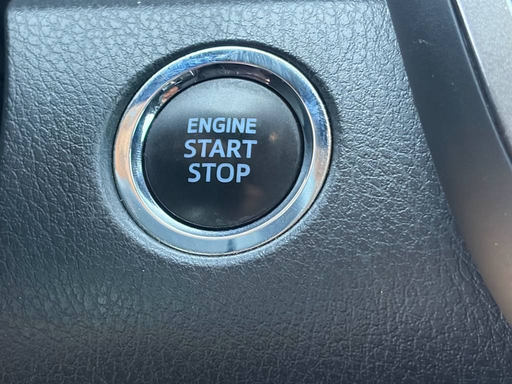 Thumbnail: 2022 Toyota Camry - 19