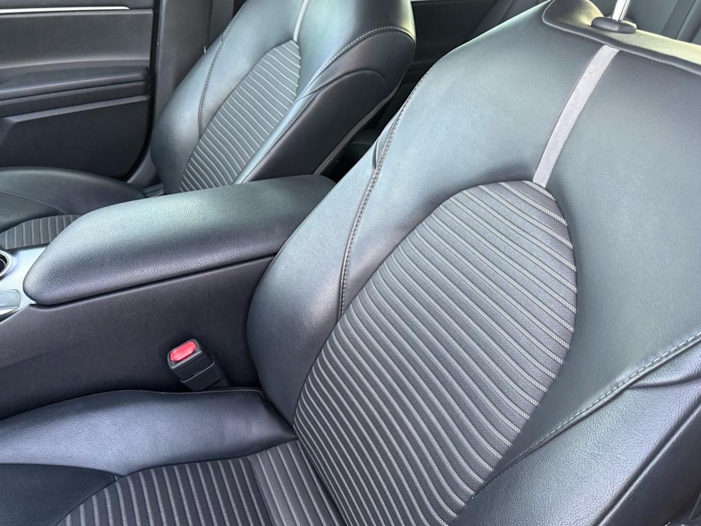 Image 7 of 2020 Toyota Camry