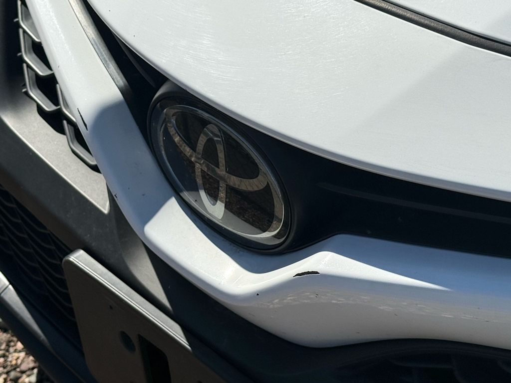 Thumbnail: 2023 Toyota Camry - 10