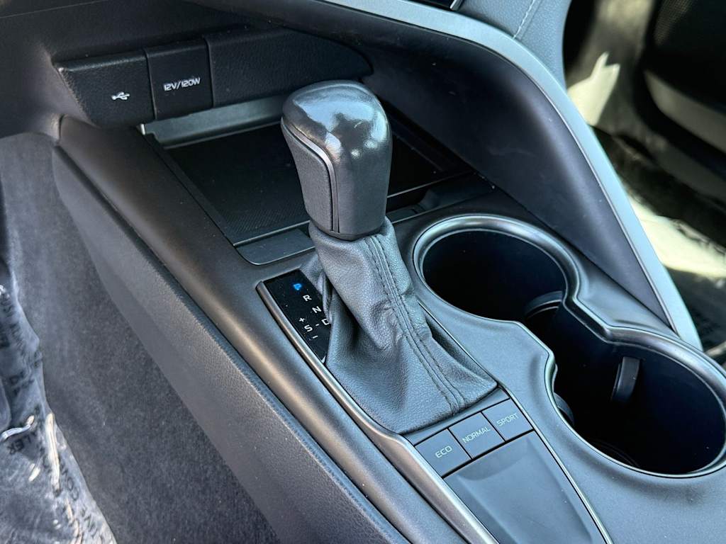 Thumbnail: 2024 Toyota Camry - 14