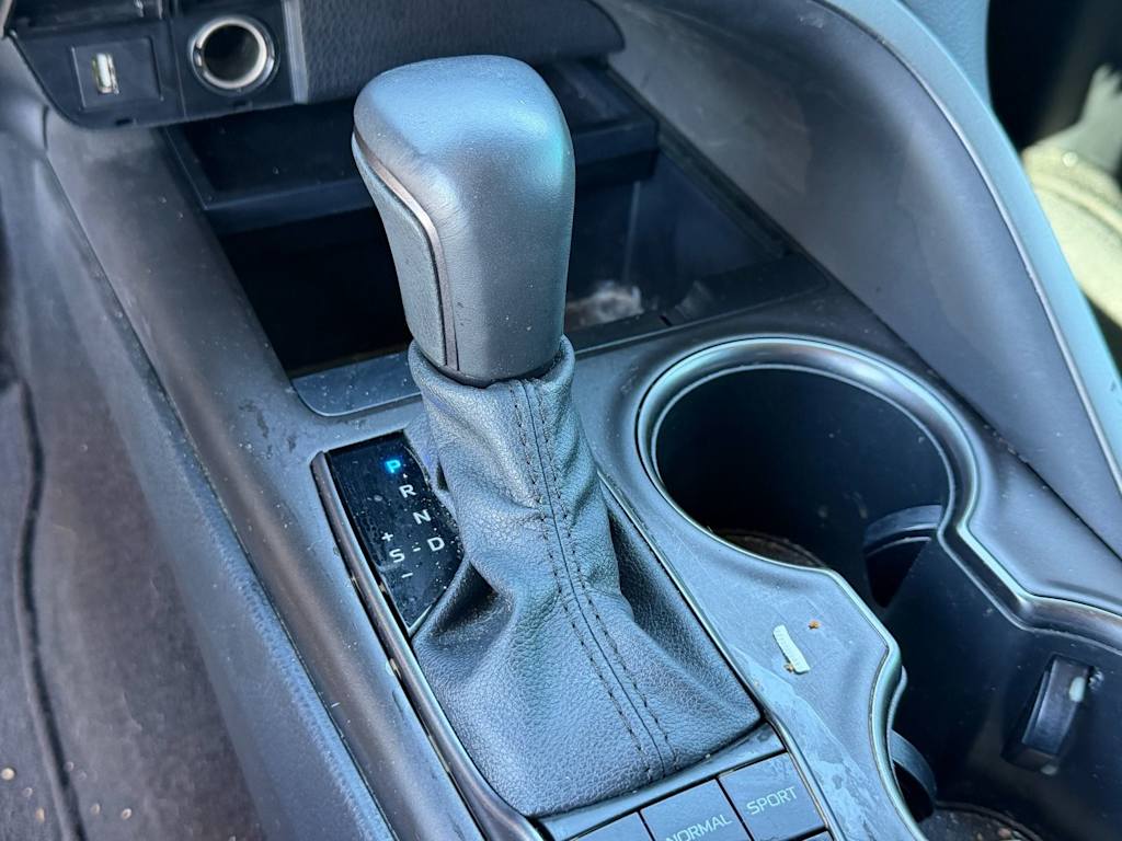 Thumbnail: 2021 Toyota Camry - 6