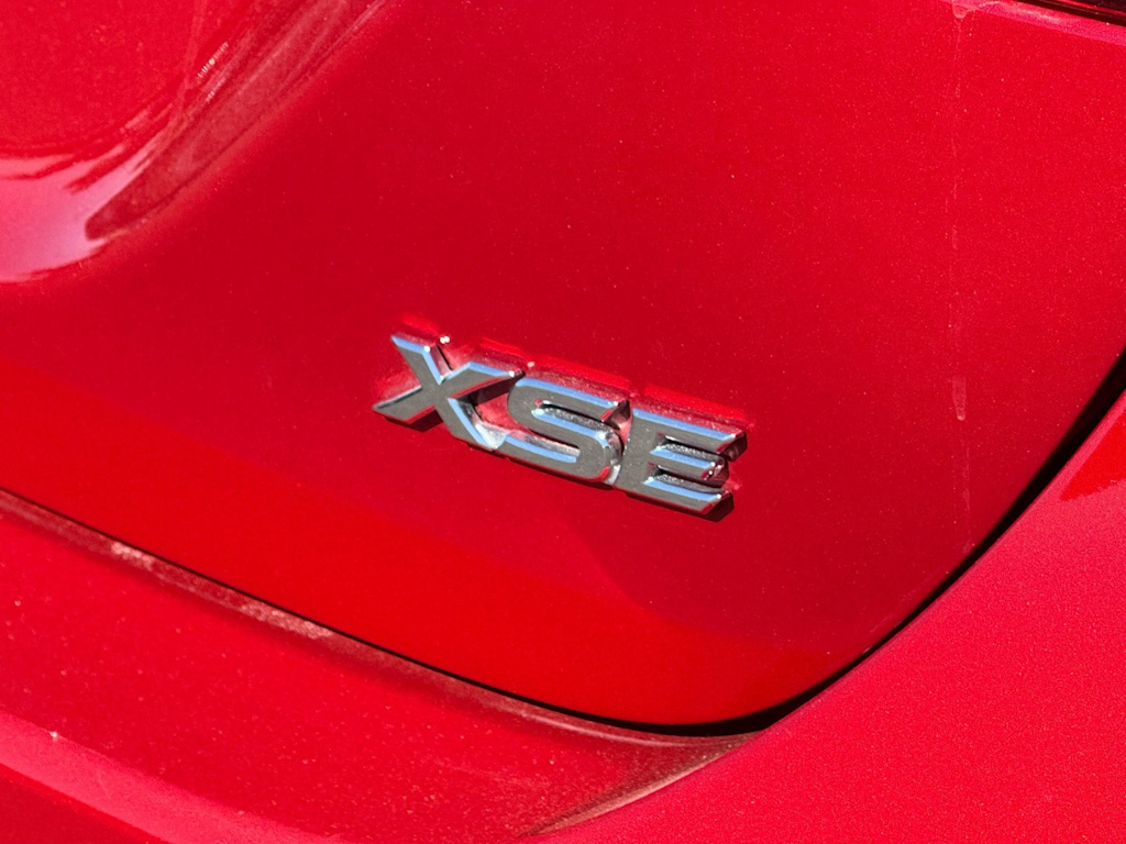 Thumbnail: 2023 Toyota Camry - 16