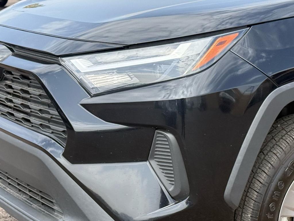 Thumbnail: 2023 Toyota RAV4 - 16