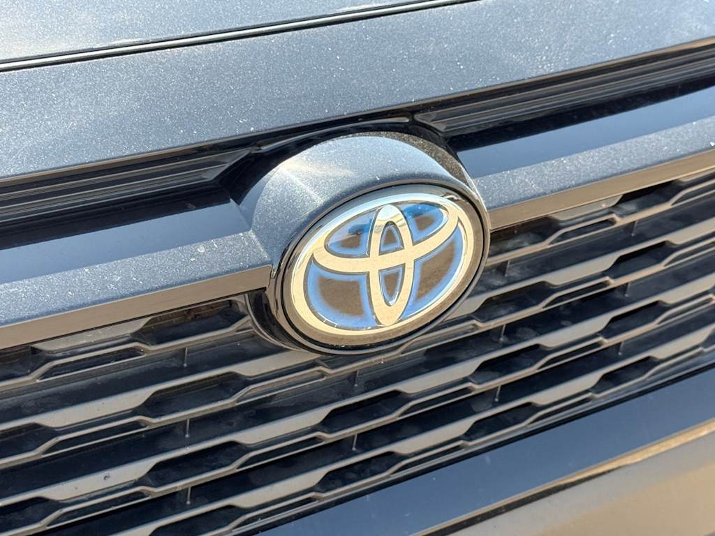 Thumbnail: 2023 Toyota RAV4 - 7