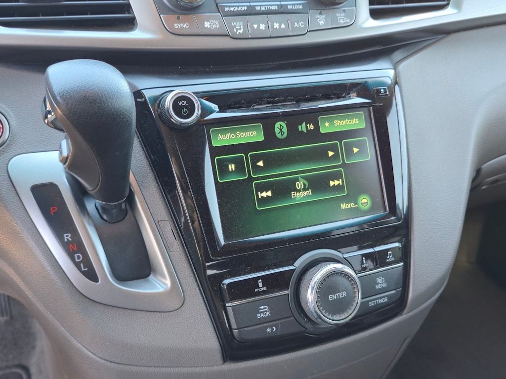 Thumbnail: 2016 Honda Odyssey - 14