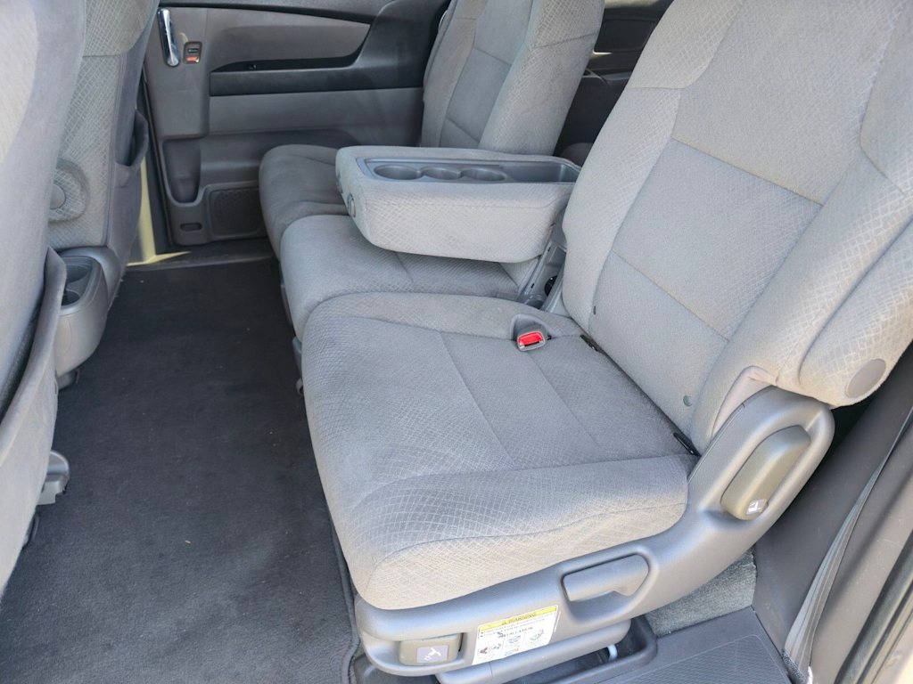 Thumbnail: 2016 Honda Odyssey - 21