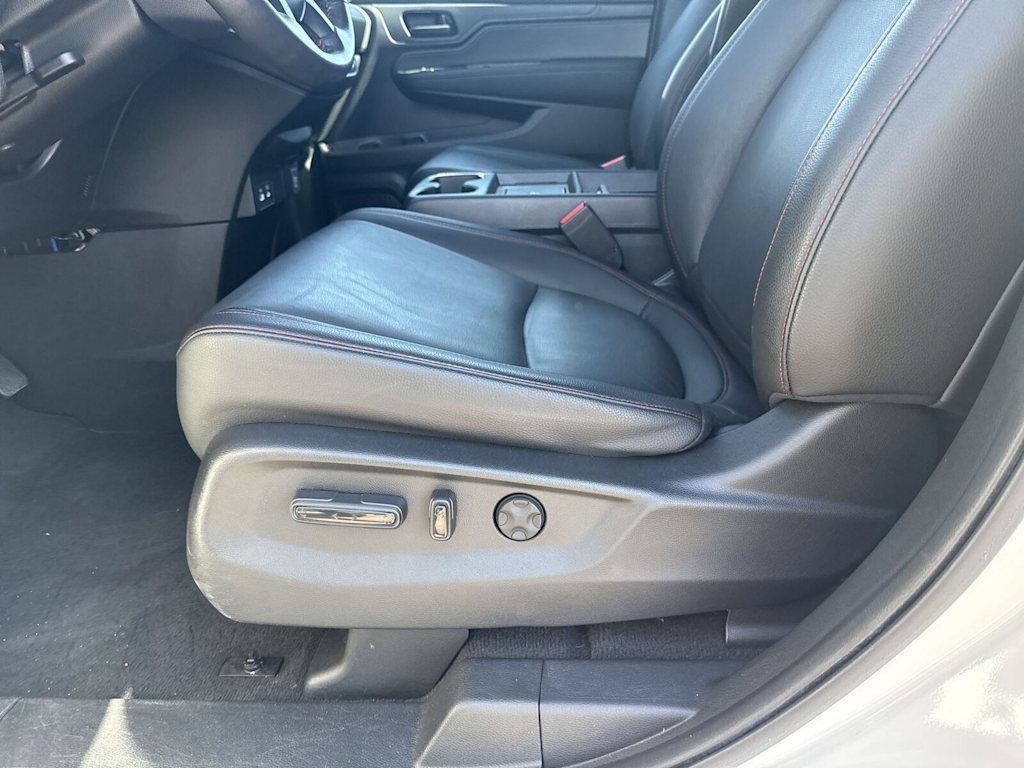 Thumbnail: 2025 Honda Odyssey - 19