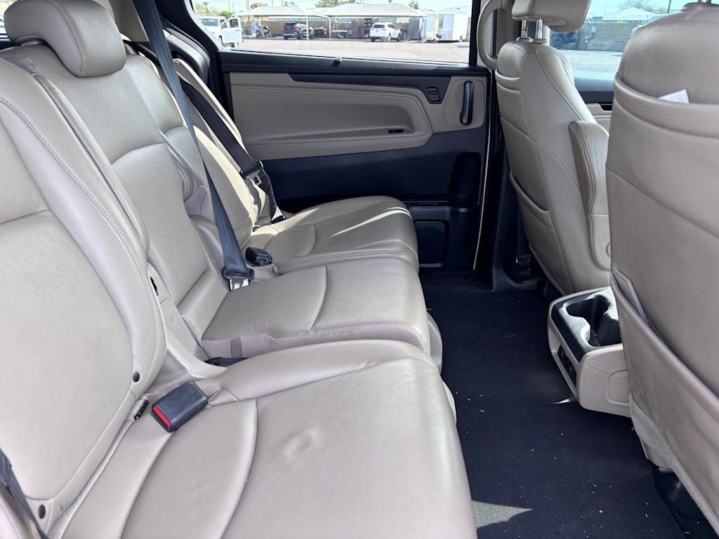 Thumbnail: 2018 Honda Odyssey - 9