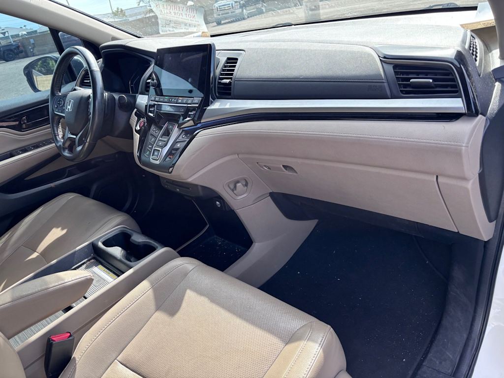 Thumbnail: 2018 Honda Odyssey - 2
