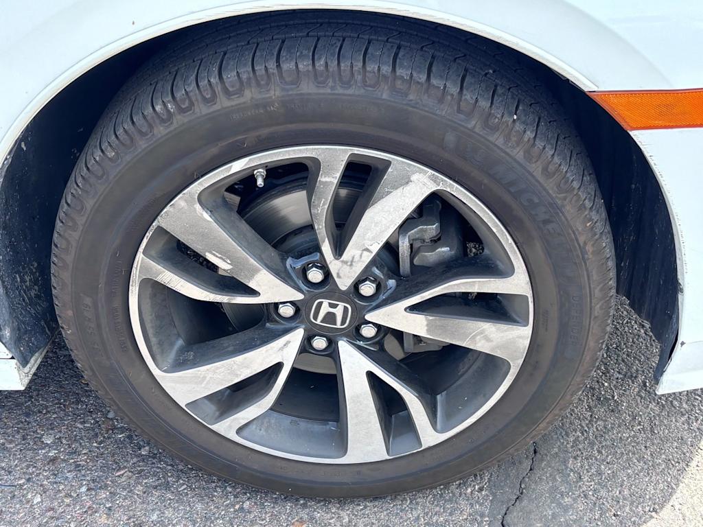 Thumbnail: 2018 Honda Odyssey - 5