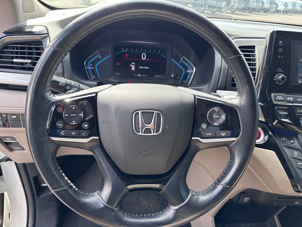 Thumbnail: 2018 Honda Odyssey - 10
