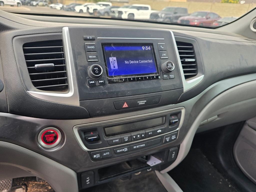 Thumbnail: 2019 Honda Ridgeline - 10