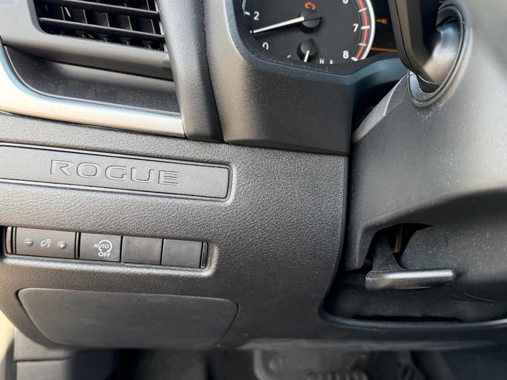 Thumbnail: 2024 Nissan Rogue - 18