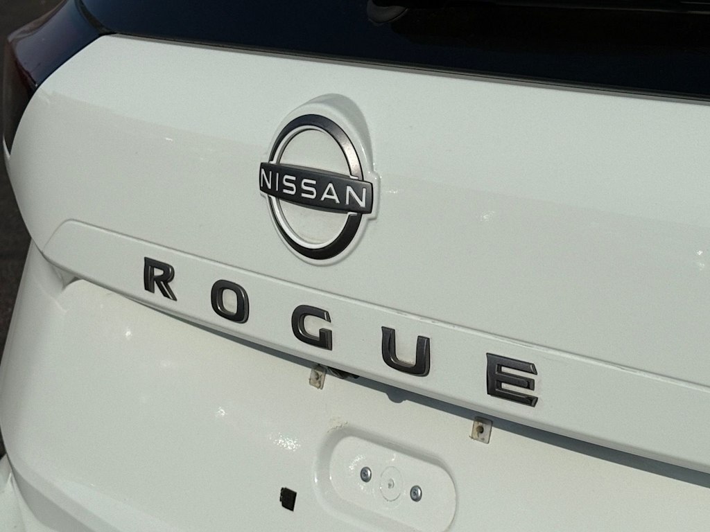 Thumbnail: 2024 Nissan Rogue - 16