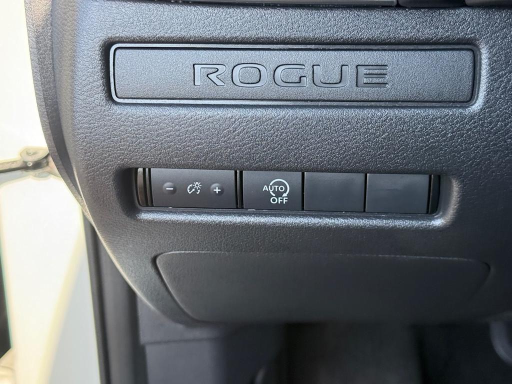 Thumbnail: 2024 Nissan Rogue - 22