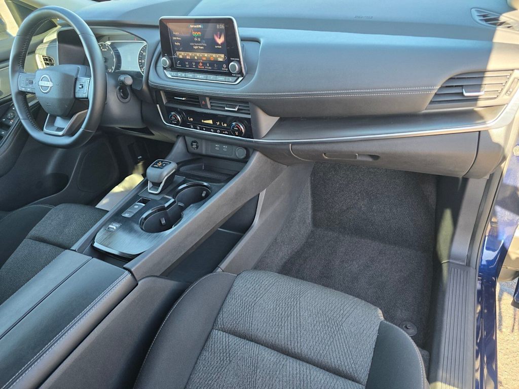Thumbnail: 2025 Nissan Rogue - 2