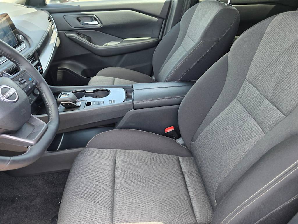 Thumbnail: 2026 Nissan Rogue - 10
