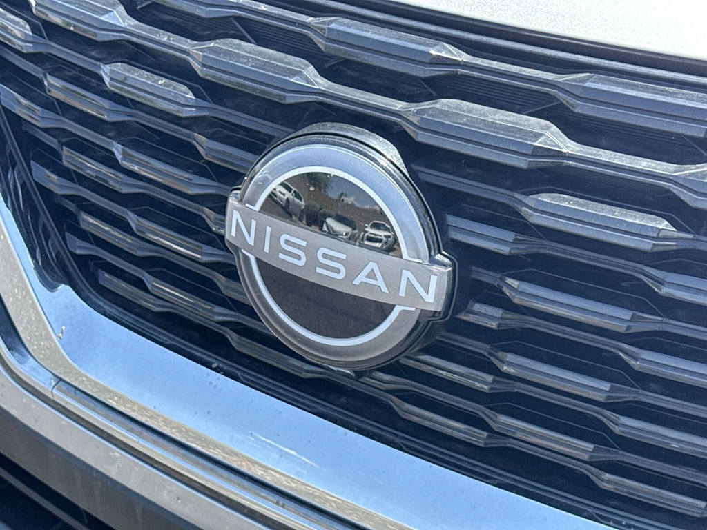 Image 8 of 2023 Nissan Rogue