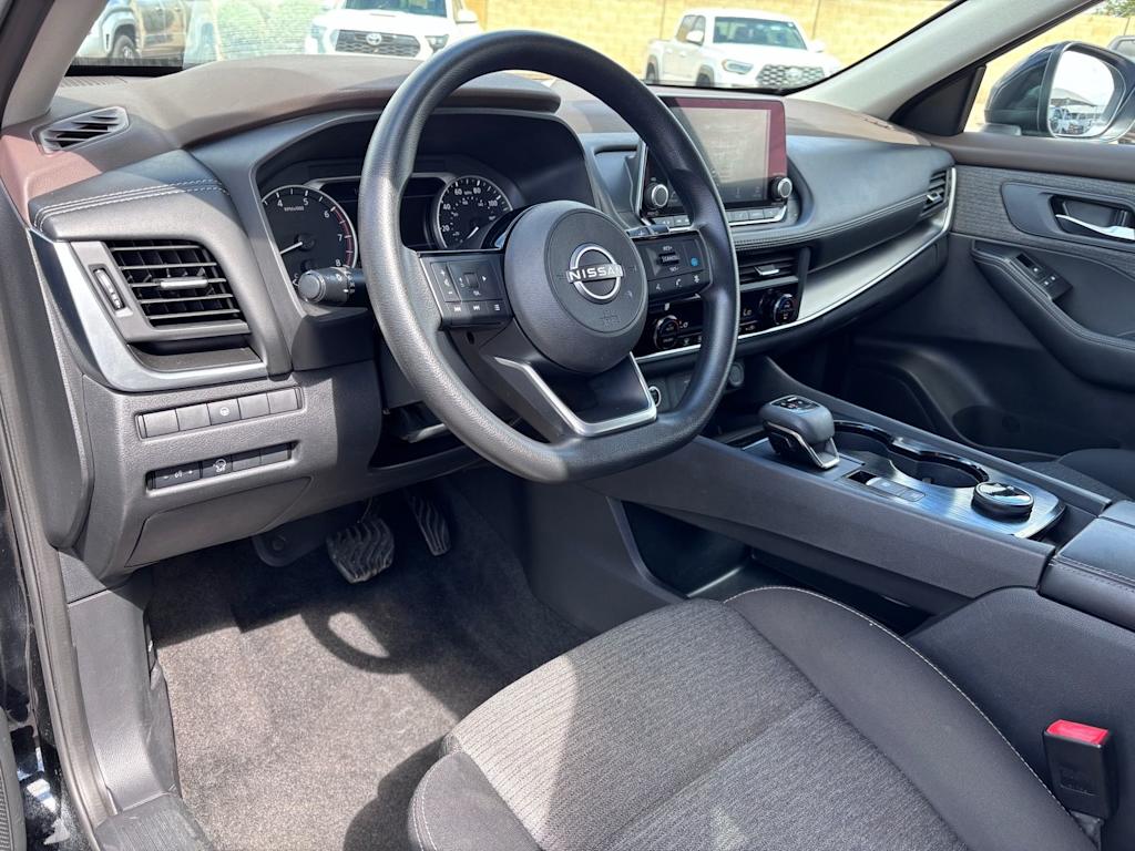 Thumbnail: 2023 Nissan Rogue - 8