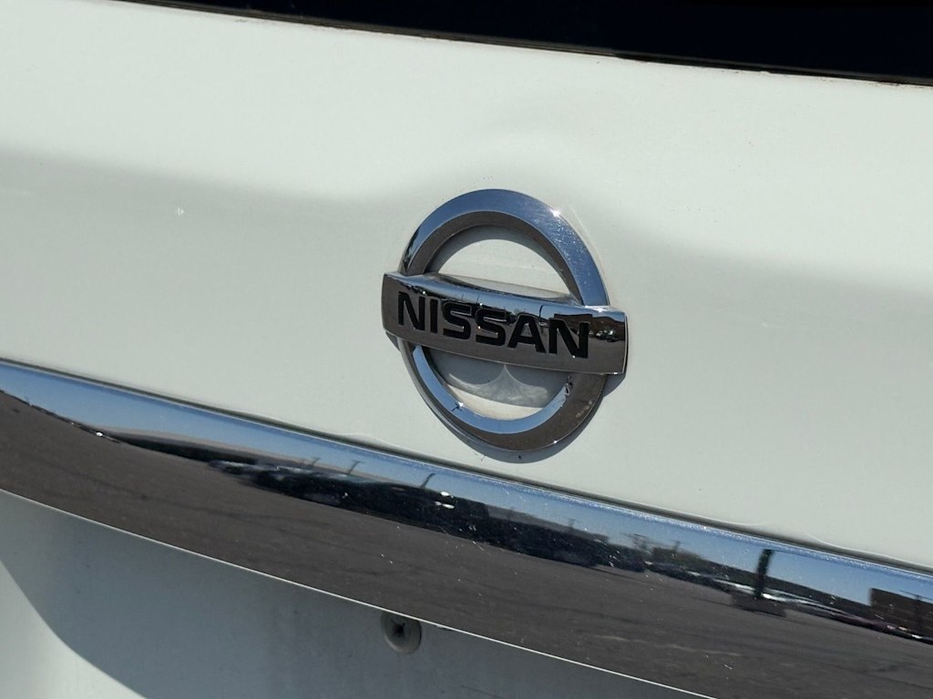Thumbnail: 2018 Nissan Pathfinder - 15