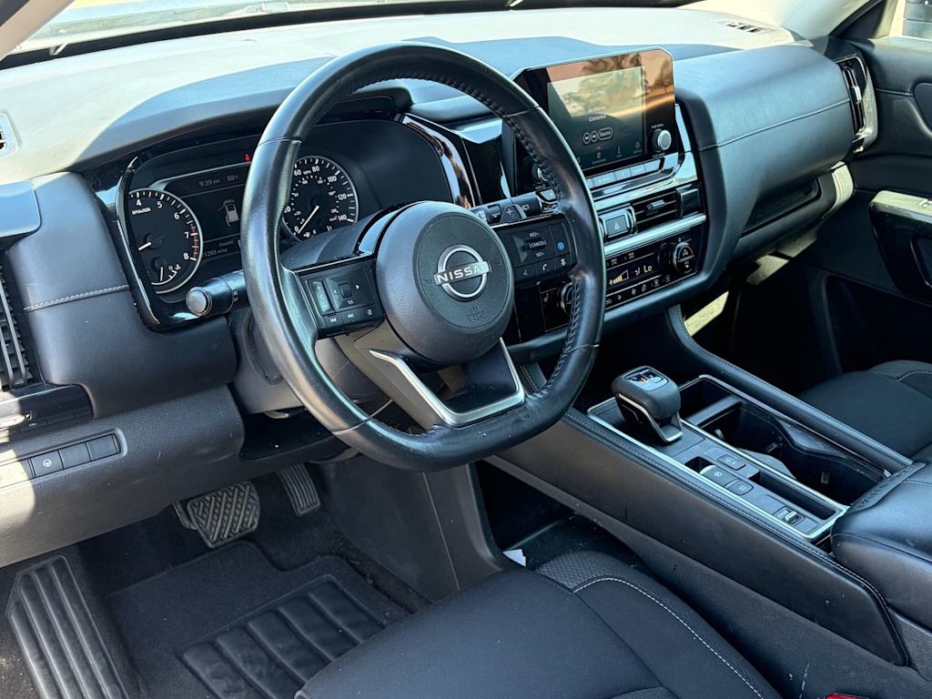 Thumbnail: 2023 Nissan Pathfinder - 2