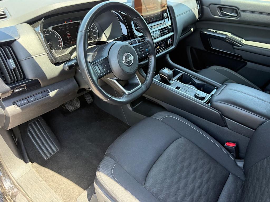 Thumbnail: 2024 Nissan Pathfinder - 7