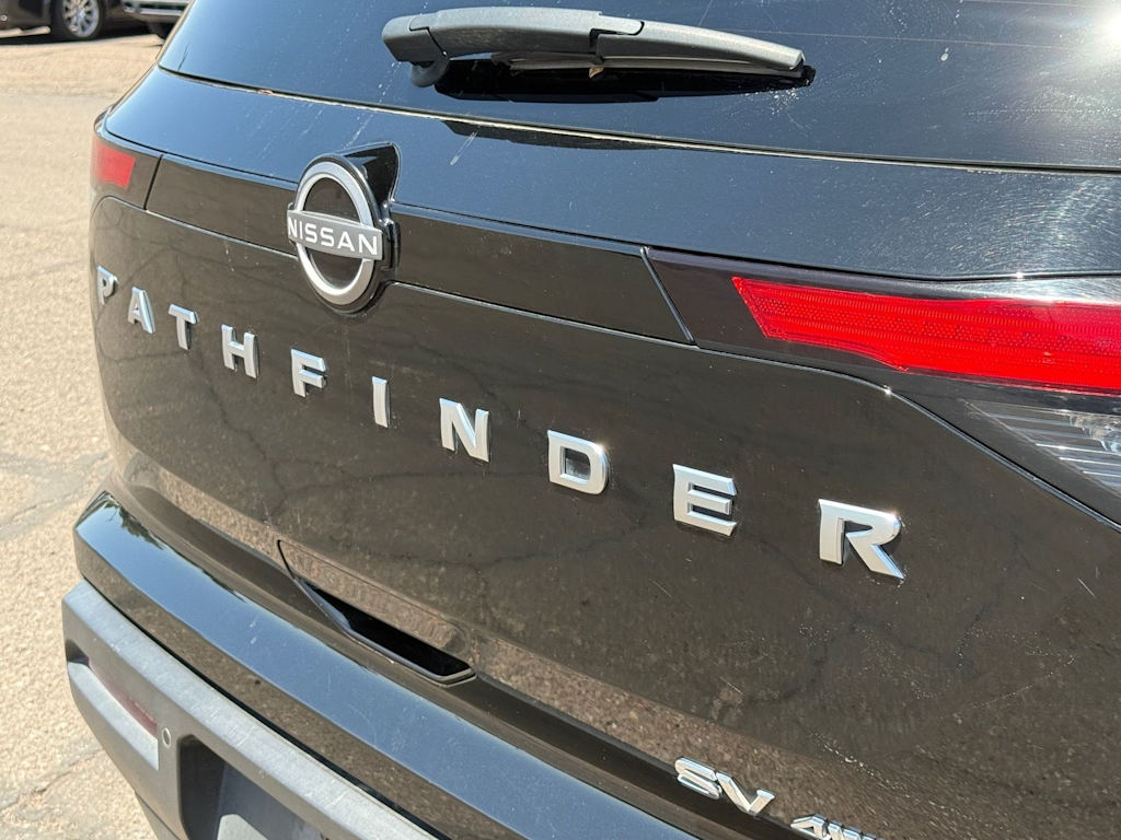 Thumbnail: 2024 Nissan Pathfinder - 17