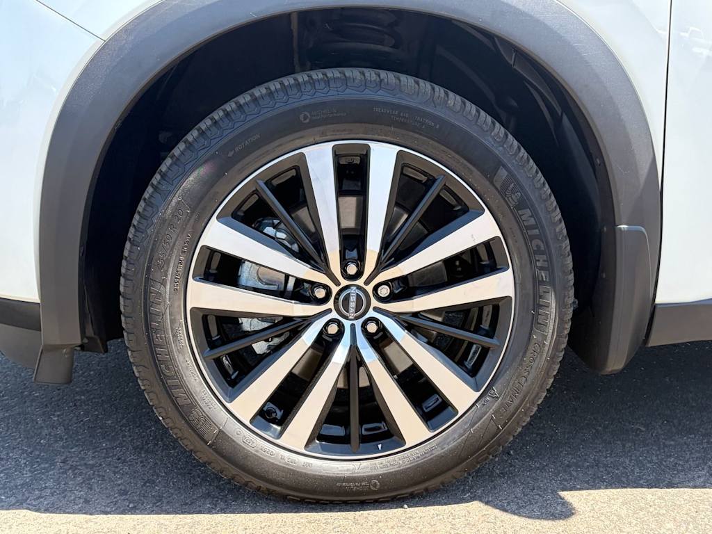 Thumbnail: 2023 Nissan Pathfinder - 7