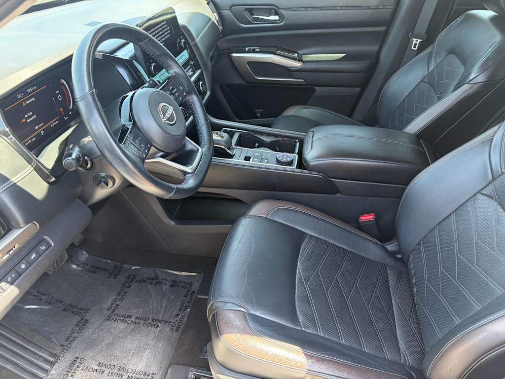 Thumbnail: 2023 Nissan Pathfinder - 9