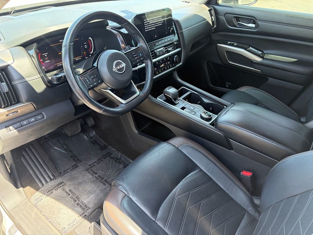 Thumbnail: 2023 Nissan Pathfinder - 2