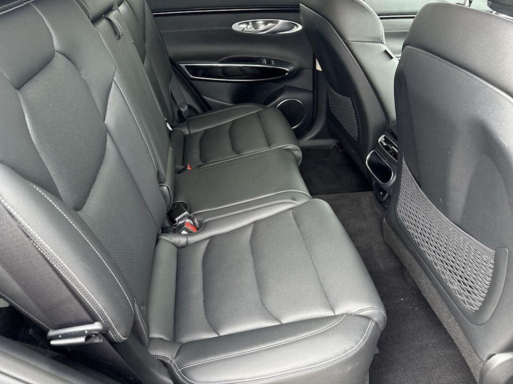 Thumbnail: 2025 Genesis GV70 - 13