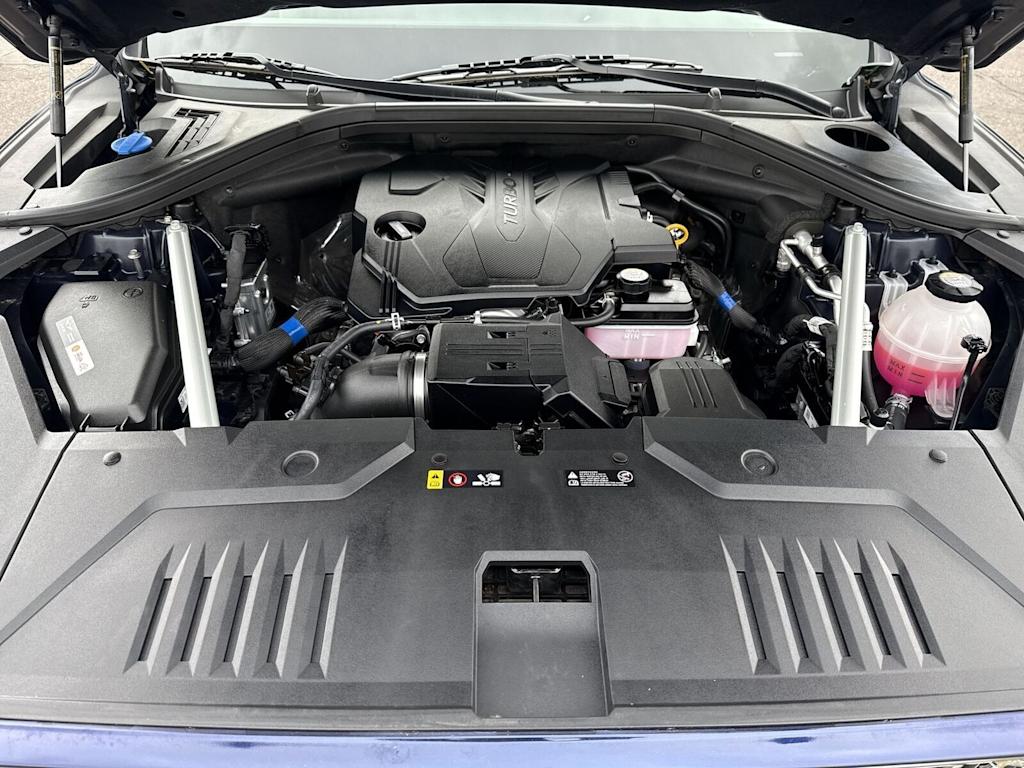 Thumbnail: 2025 Genesis GV70 - 9