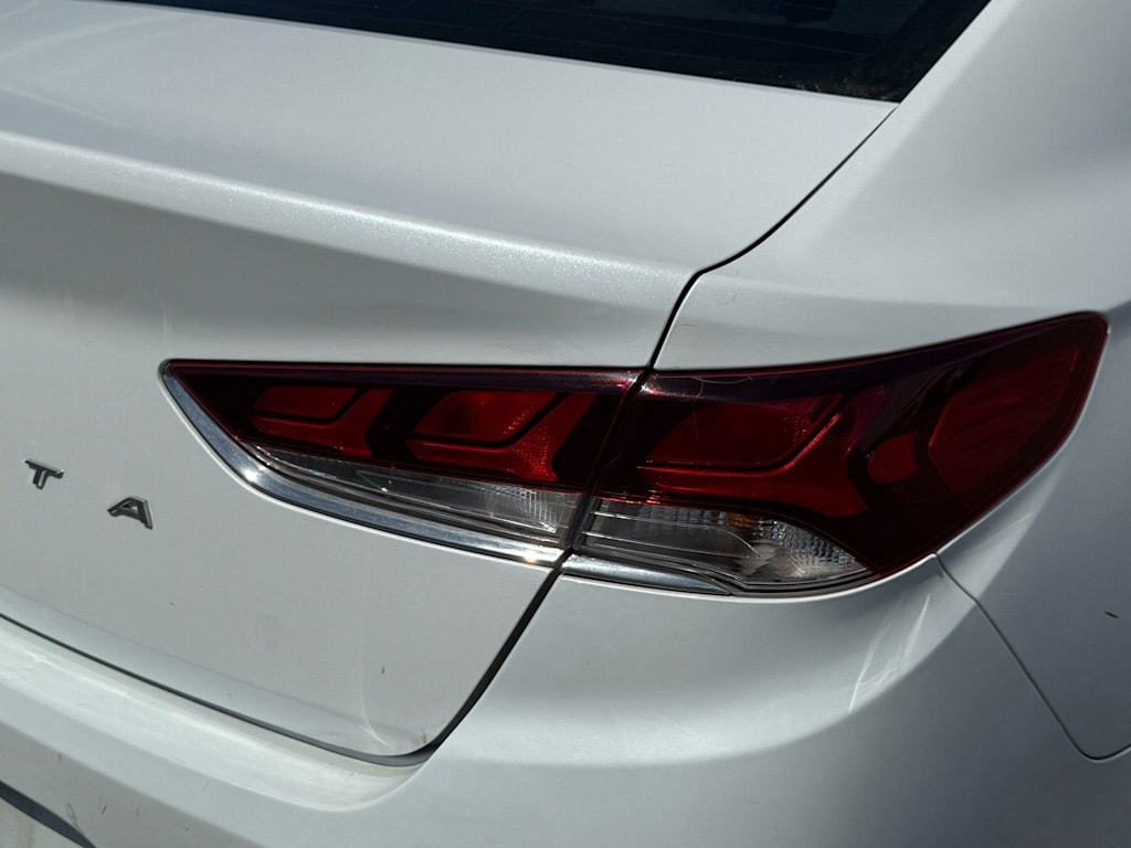 Thumbnail: 2018 Hyundai Sonata - 13